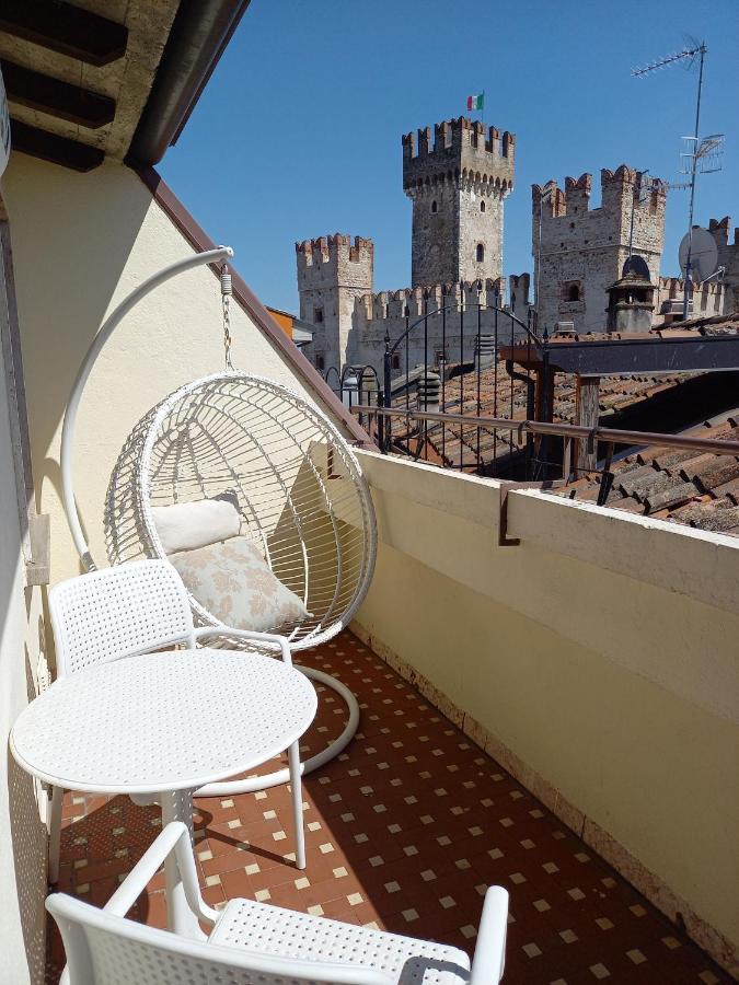 Willa Il Nido Della Civetta Sirmione Zewnętrze zdjęcie