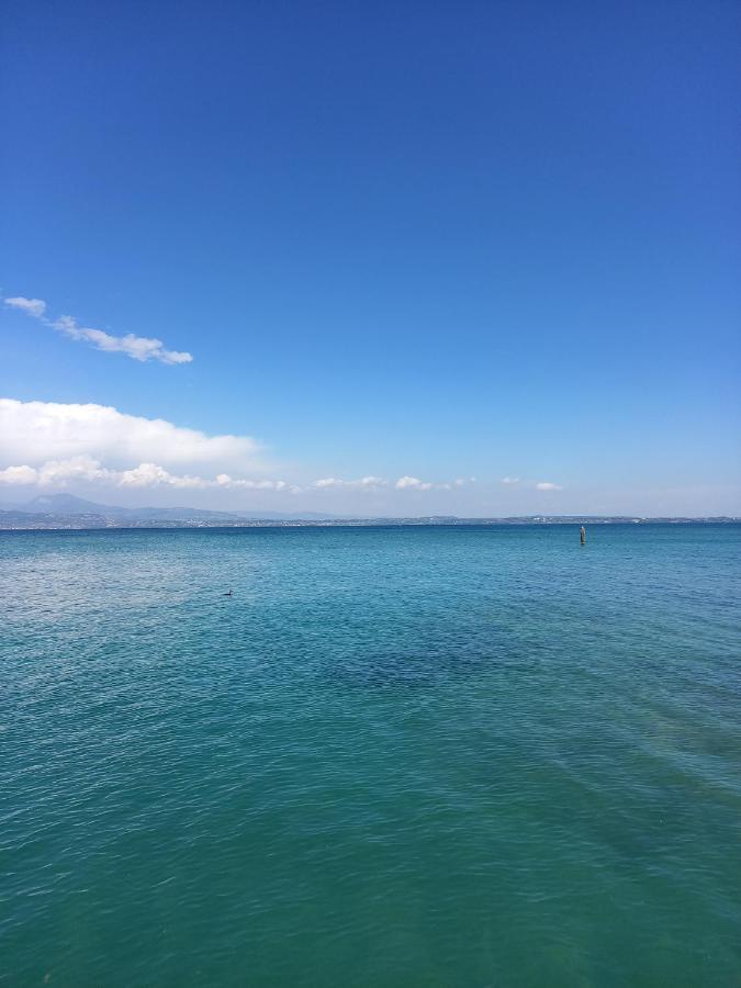 Willa Il Nido Della Civetta Sirmione Zewnętrze zdjęcie